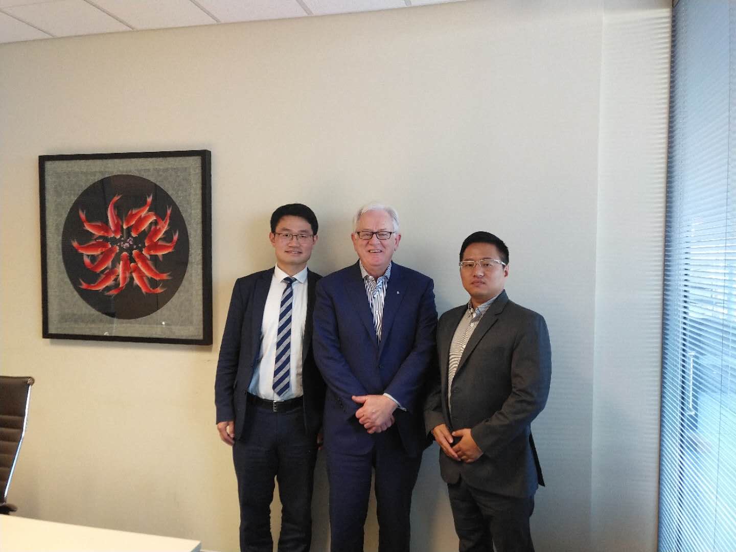 Mr Ken 先生與原澳洲工黨貿(mào)易部長(zhǎng)合影